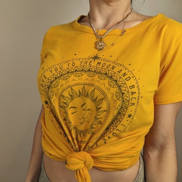 ๐๐ตSOFT boho moon tee size medium - Picture 3 of 4